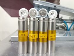 Ciptakan Baterai Lithium-Ion Berbasis Karbon Aktif Limbah Tulang Ayam, Tim PKM RE Unnes Luncurkan Eco-Bone Battery